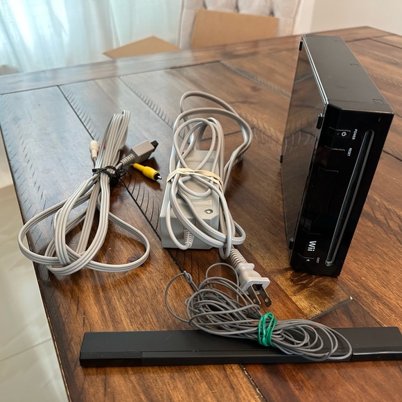 Nintendo Other - Nintendo wii black console